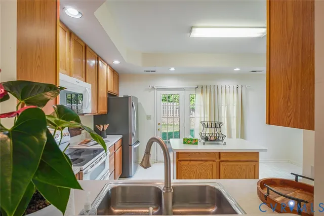 $380,000 | 9514 Perthway Court, Fredericksburg, VA 22408