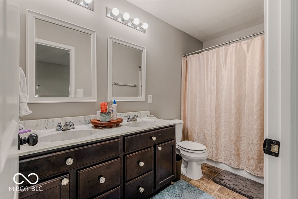 7058 Stoney Ridge Drive Columbus, IN 47201 - Photo 20 of 29 Gallery Image 20