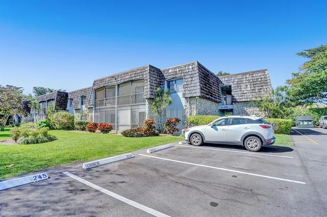 a view of a large building