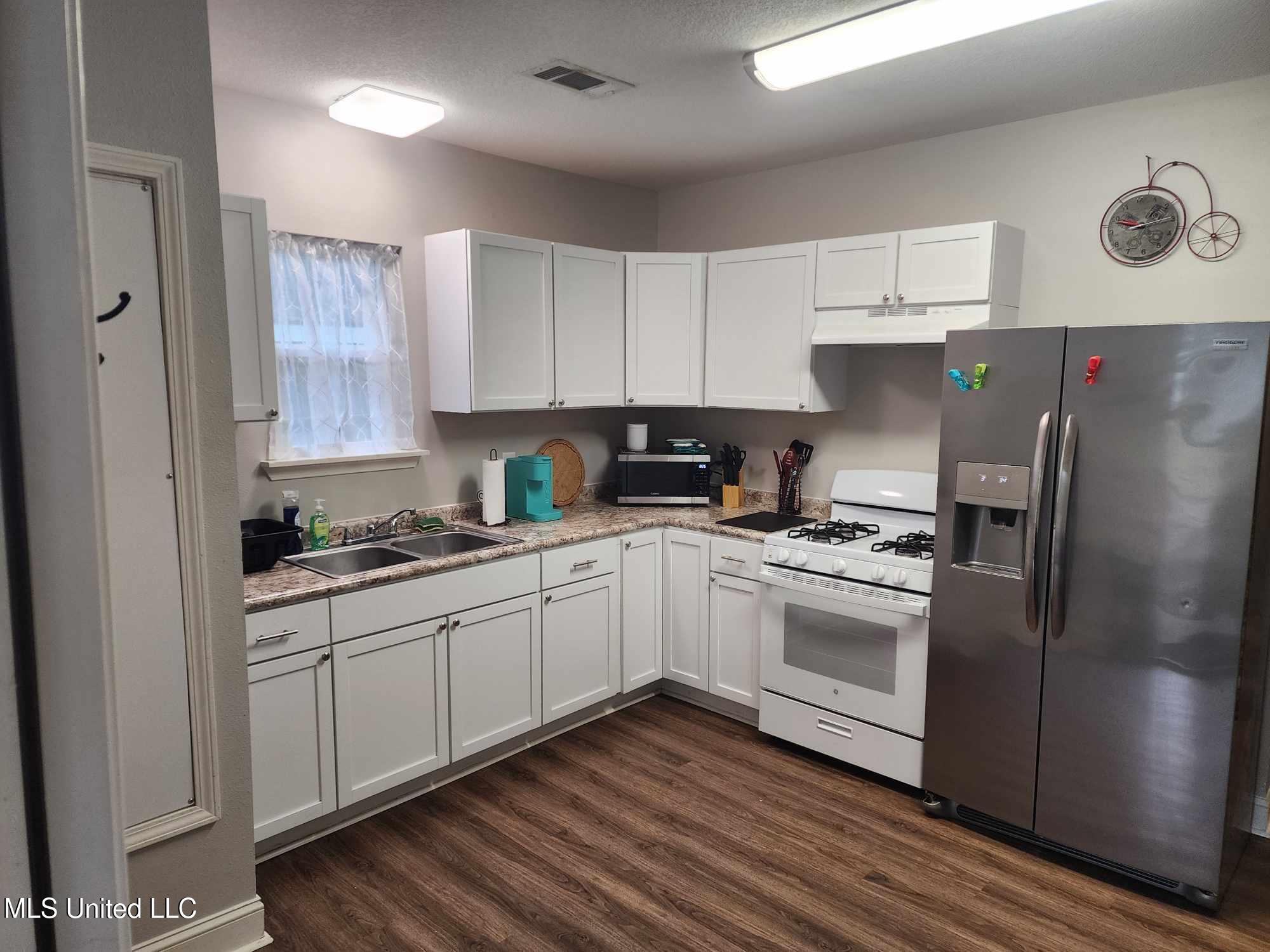 1102 28th Street, Unit A B Gulfport, MS 39501 - Photo 9 of 10 1000002901