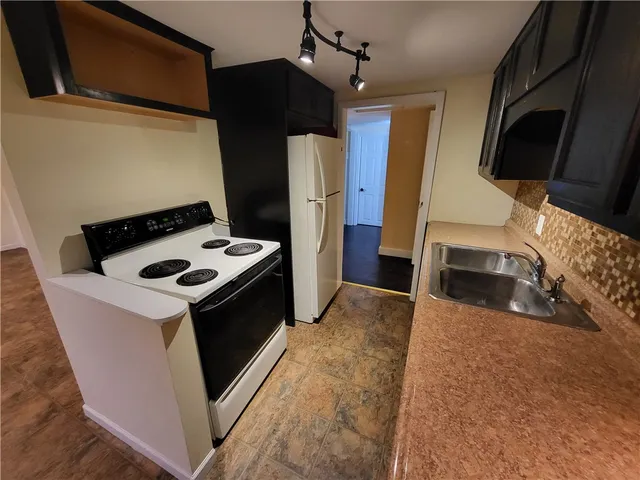 $1,800 | 3973 North Avenue, Unit 1, Shortsville, NY 14548