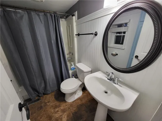 $1,800 | 3973 North Avenue, Unit 1, Manchester, NY 14548