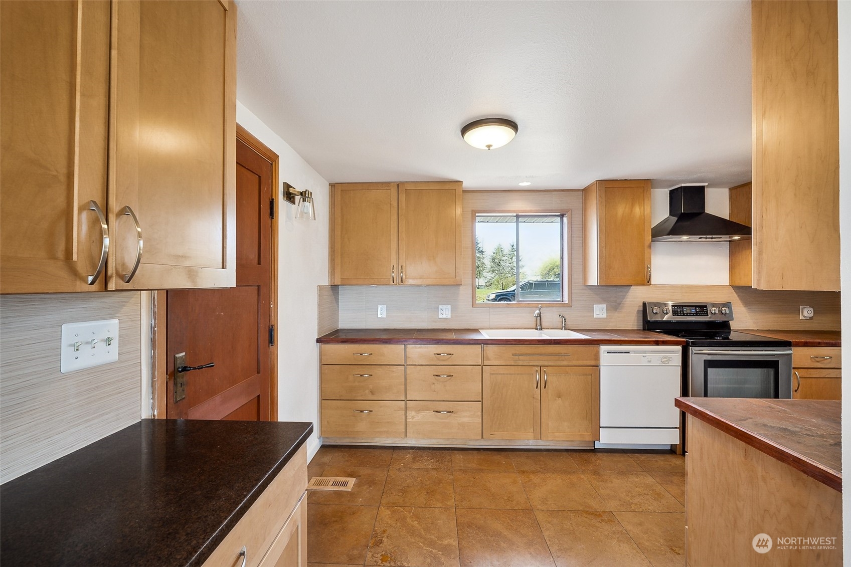 20952 Military Road South SeaTac, WA 98198 - Photo 8 of 20 Gallery Image 8