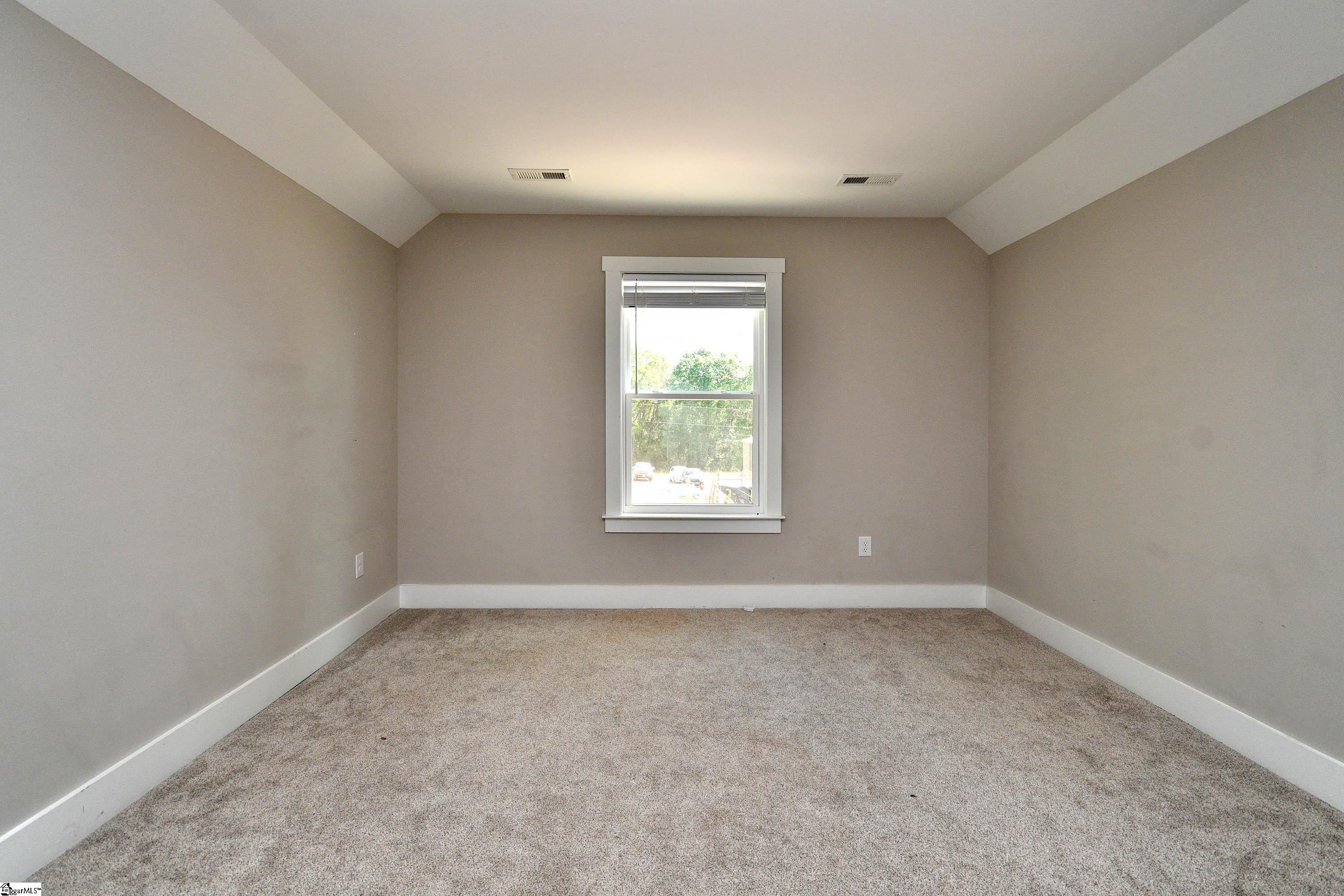 197 Falling Creek Road Spartanburg, SC 29301 - Photo 26 of 37