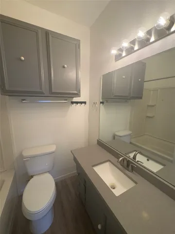 $1,175 | 309 Guadalupe Street, Unit C, Lockhart, TX 78644