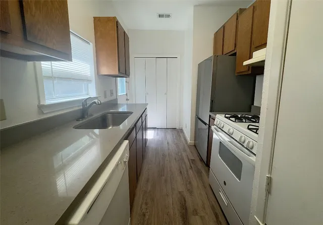 $1,175 | 309 Guadalupe Street, Unit C, Lockhart, TX 78644