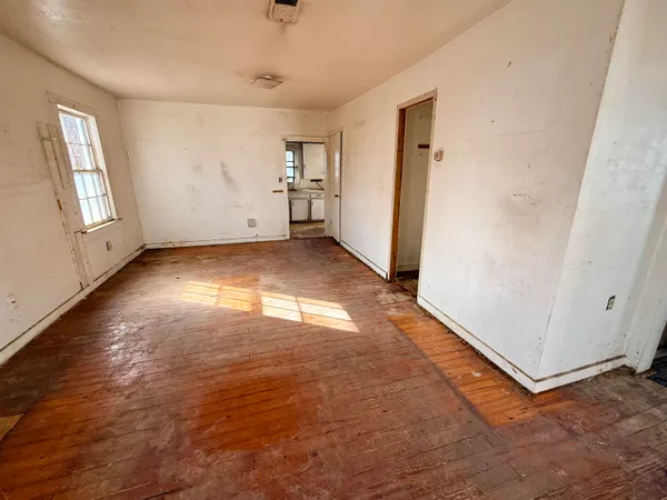 $65,000 | 1117 31st Street, Lubbock, TX 79411