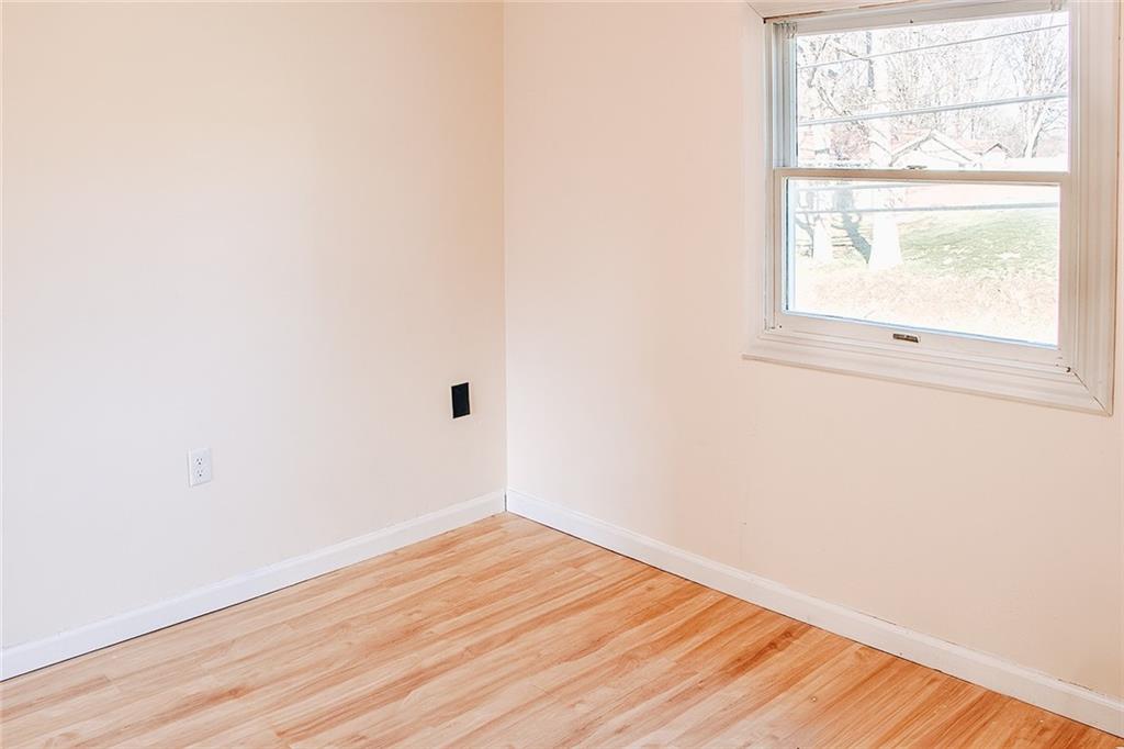 1378 Robbins Station Road Irwin, PA 15642 - Photo 28 of 46