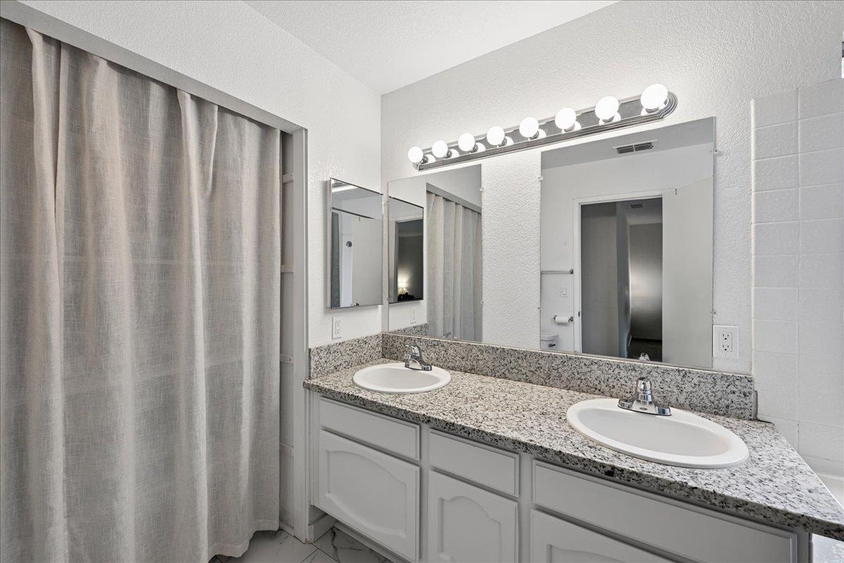 1221 Rudger Way Sacramento, CA 95833 - Photo 37 of 54