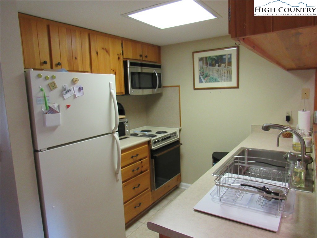 222-3 The Overlook Road Banner Elk, NC 28604 - Photo 10 of 21 Gallery Image 10
