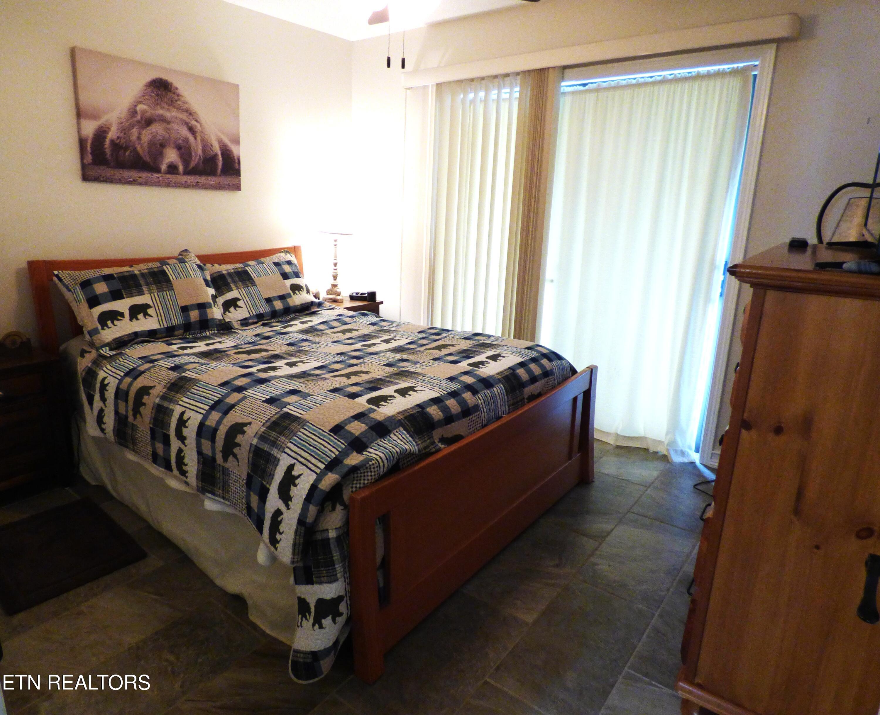 1081 Cove Road, Unit 821 Sevierville, TN 37876 - Photo 5 of 28 P1310337