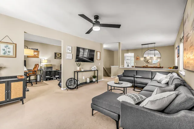 $329,900 | 510 Swanson Crescent, Unit 510, Milford, CT 06461