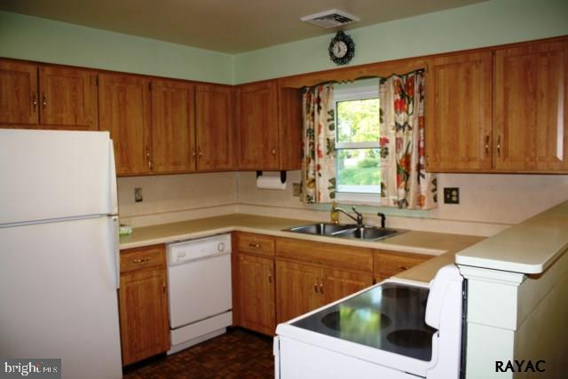 798 Grandview Road York, PA 17403 - Photo 8 of 36 Gallery Image 8