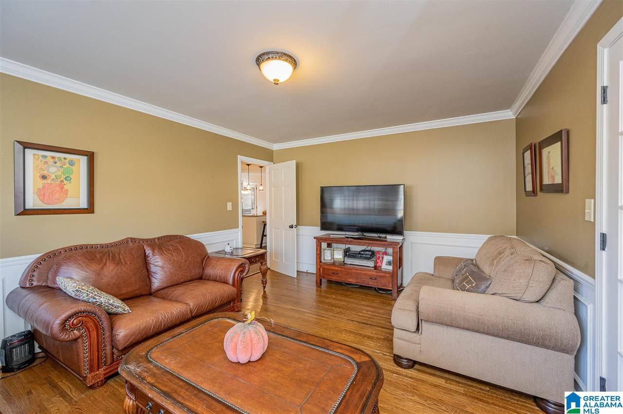 4977 Sussex Road Birmingham, AL 35242 - Photo 7 of 40