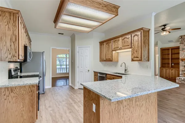 $2,500 | 511 Susana Drive, Georgetown, TX 78628