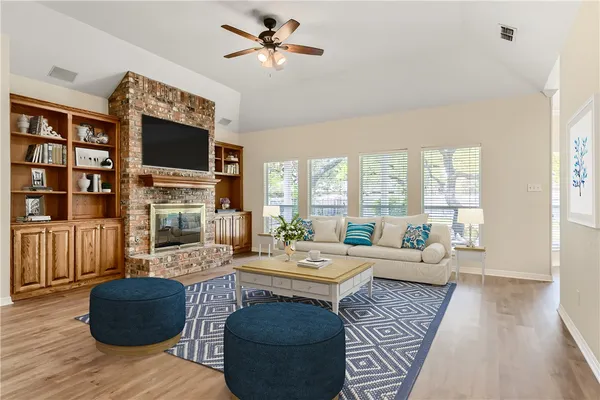 $2,500 | 511 Susana Drive, Georgetown, TX 78628