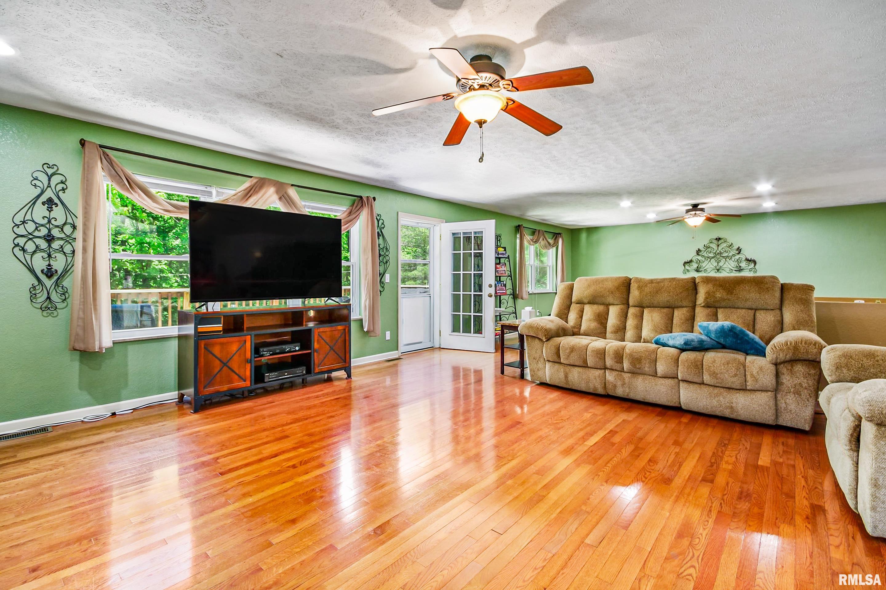 3419 Hotze Road Salem, IL 62881 - Photo 13 of 56 Gallery Image 13