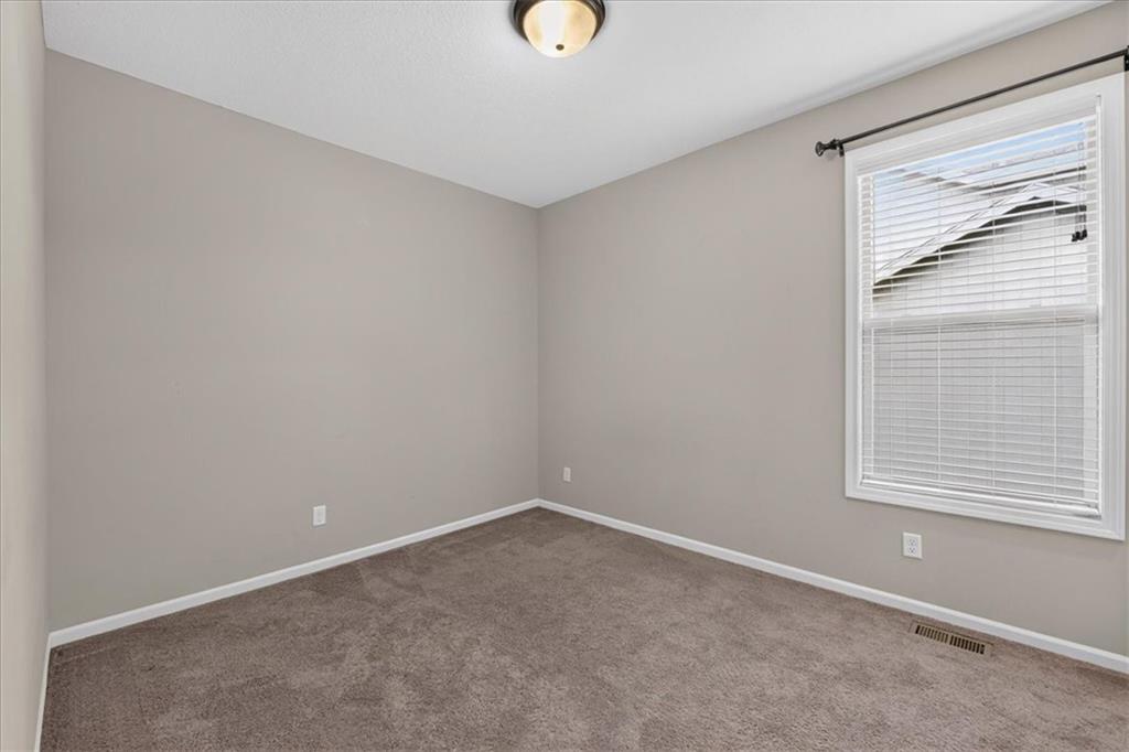 1829 Northeast Riley Drive Lee's Summit, MO 64086 - Photo 13 of 40
