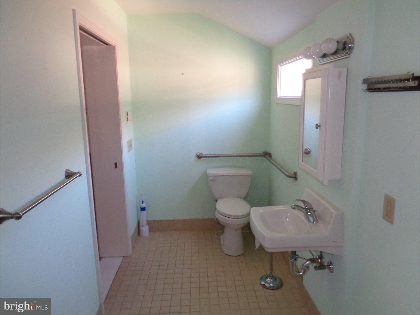 205 Pennwyn Place Reading, PA 19607 - Photo 14 of 23 Gallery Image 14