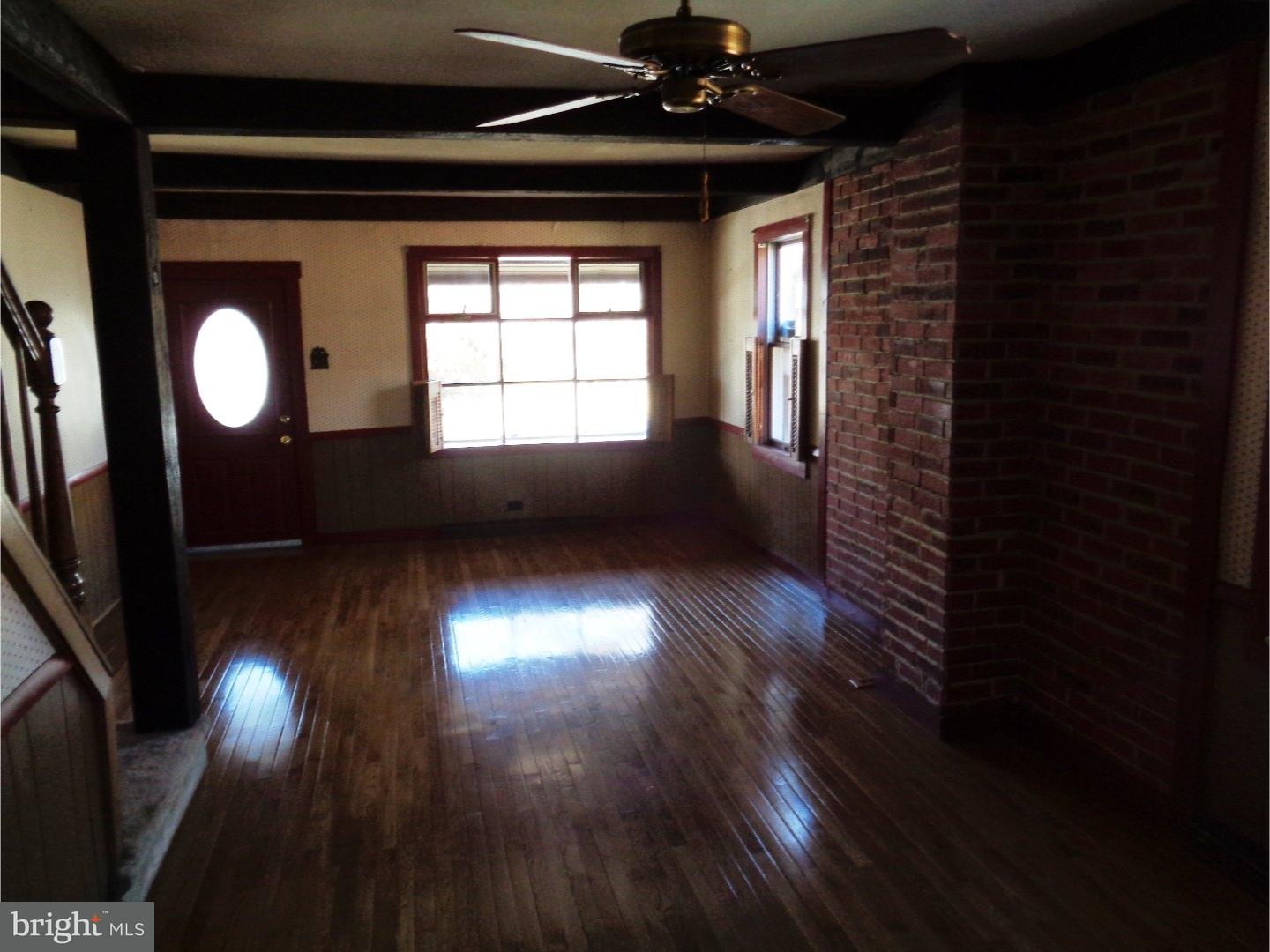 205 Pennwyn Place Reading, PA 19607 - Photo 4 of 23 Gallery Image 4