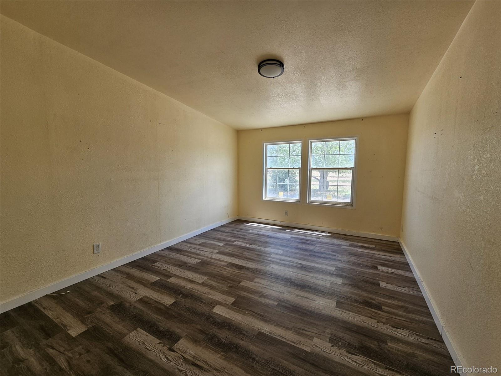 1659 County Rd W 7 Orchard, CO 80649 - Photo 15 of 38