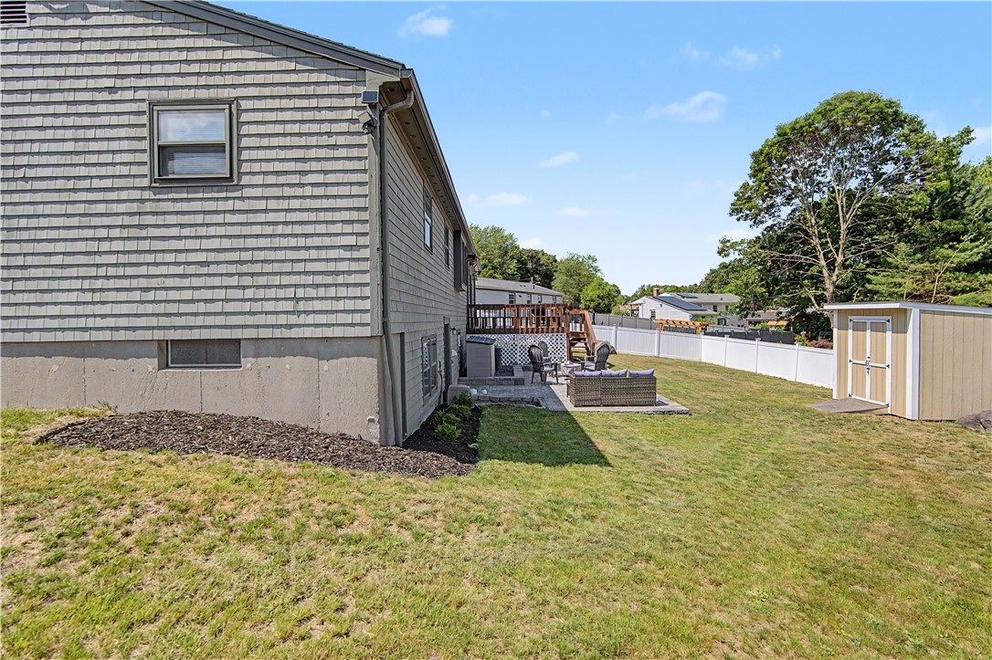 162 Larchmont Road Warwick, RI 02886 - Photo 34 of 36