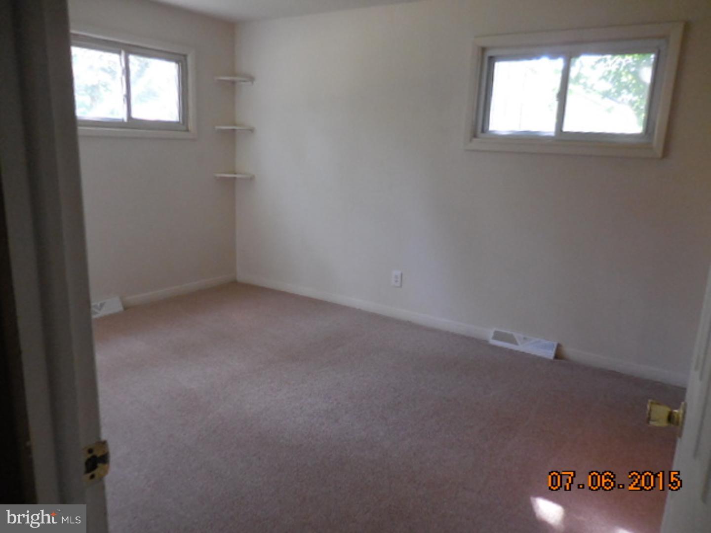 113 Ramble Road Cherry Hill, NJ 08034 - Photo 11 of 14