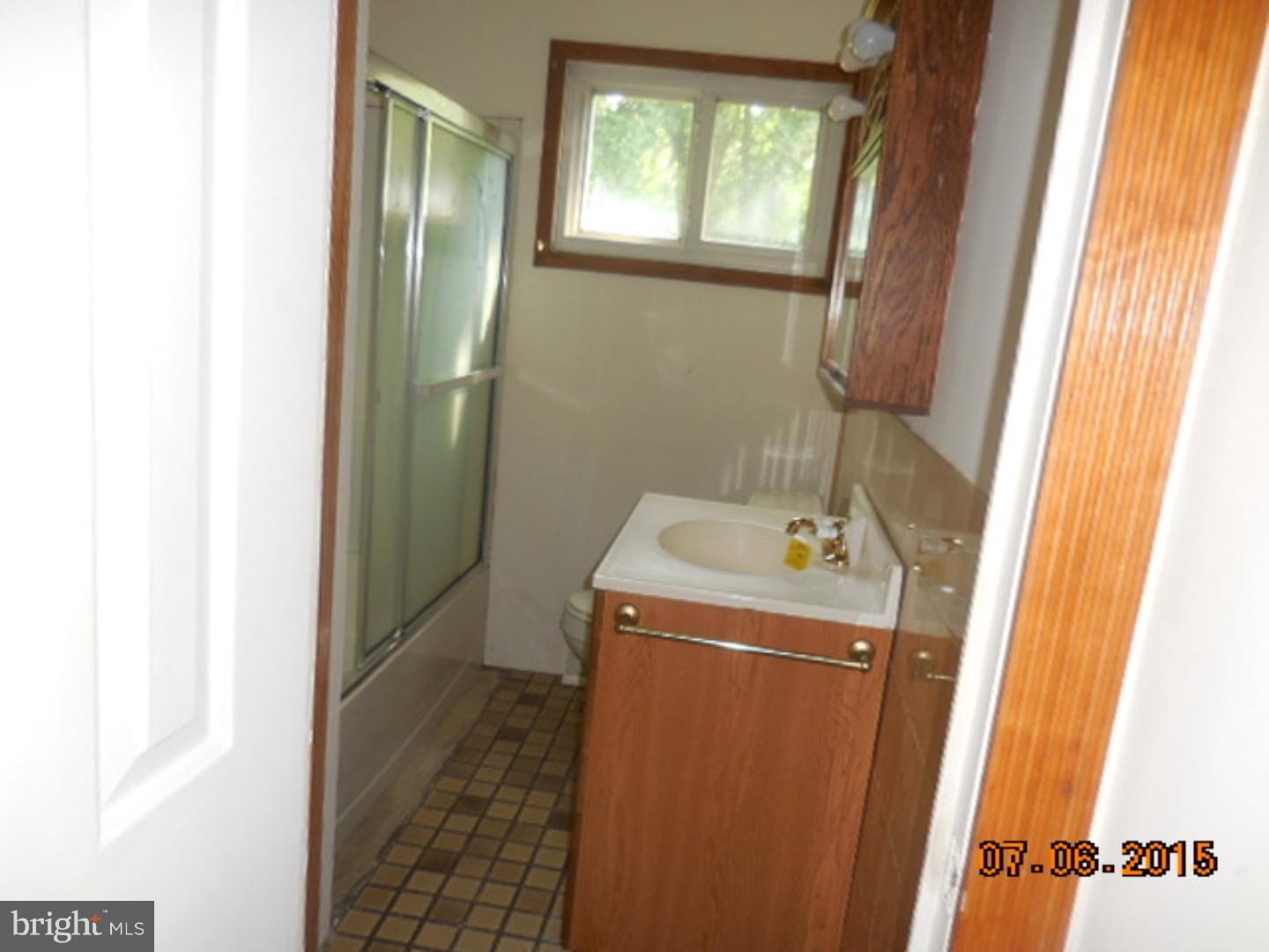 113 Ramble Road Cherry Hill, NJ 08034 - Photo 9 of 14