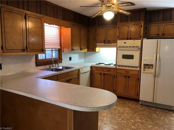 $249,900 | 1029 Oak Ridge Road, Cana, VA 24317