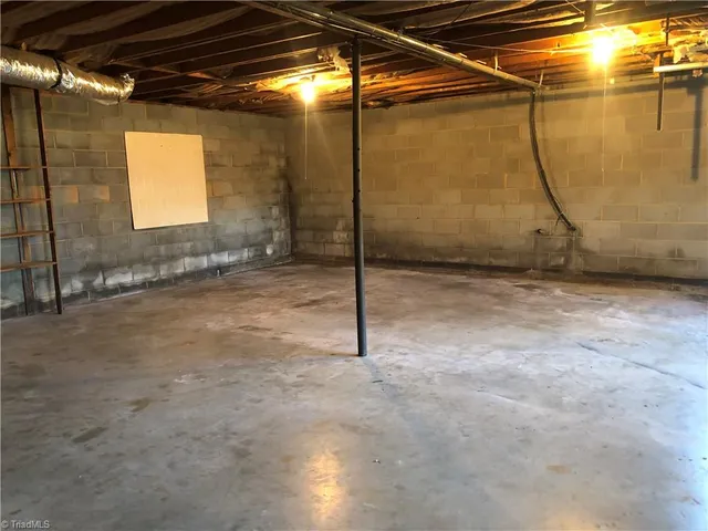 $249,900 | 1029 Oak Ridge Road, Cana, VA 24317