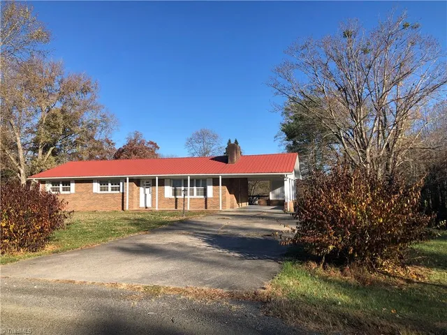 $249,900 | 1029 Oak Ridge Road, Cana, VA 24317