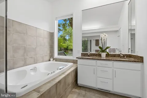 $949,000 | 5917 Beech Tree Drive, Alexandria, VA 22310