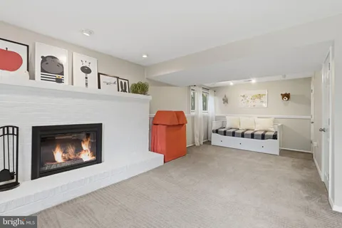 $949,000 | 5917 Beech Tree Drive, Alexandria, VA 22310