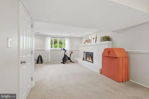 $949,000 | 5917 Beech Tree Drive, Alexandria, VA 22310