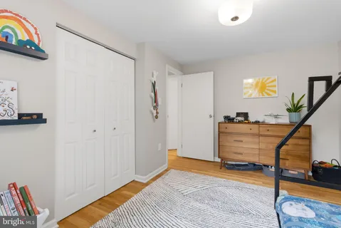 $949,000 | 5917 Beech Tree Drive, Alexandria, VA 22310