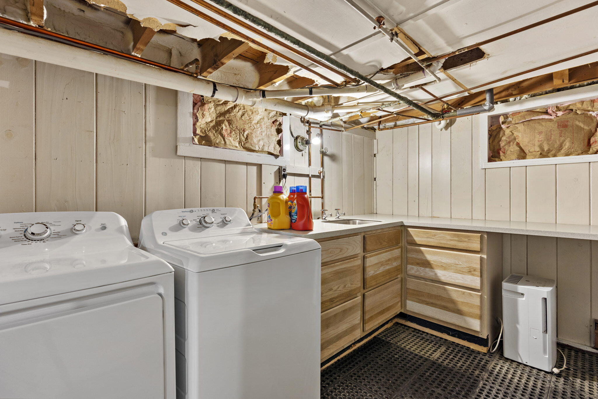 62 Bridgton Road Westbrook, ME 04092 - Photo 24 of 31 Laundry Room