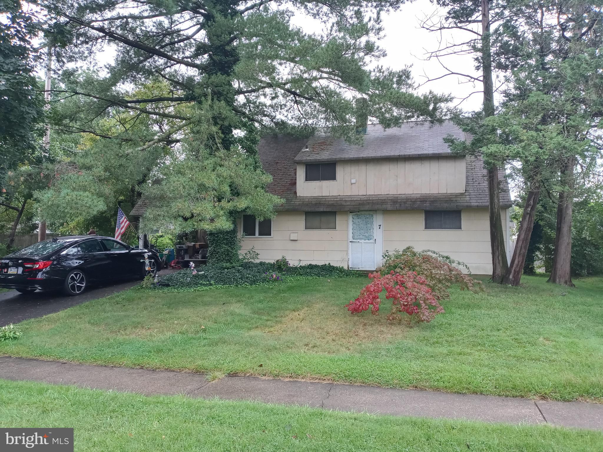 7 Geranium Road Levittown, PA 19057 - Photo 1 of 4 Gallery Image 1