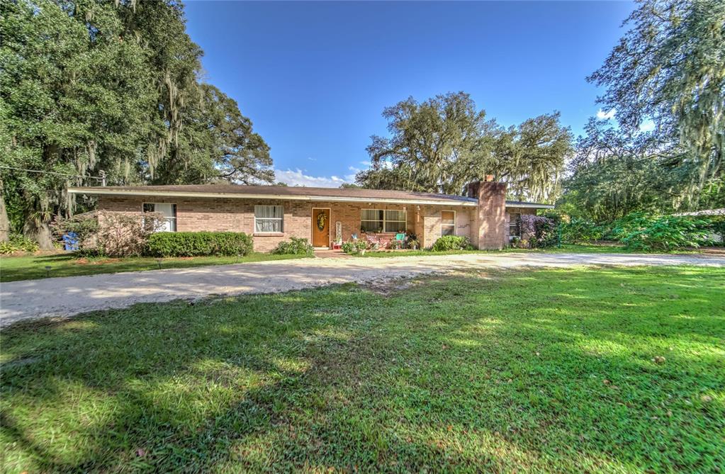 704 South Taylor Road Seffner, FL 33584 - Photo 1 of 1 Gallery Image 1