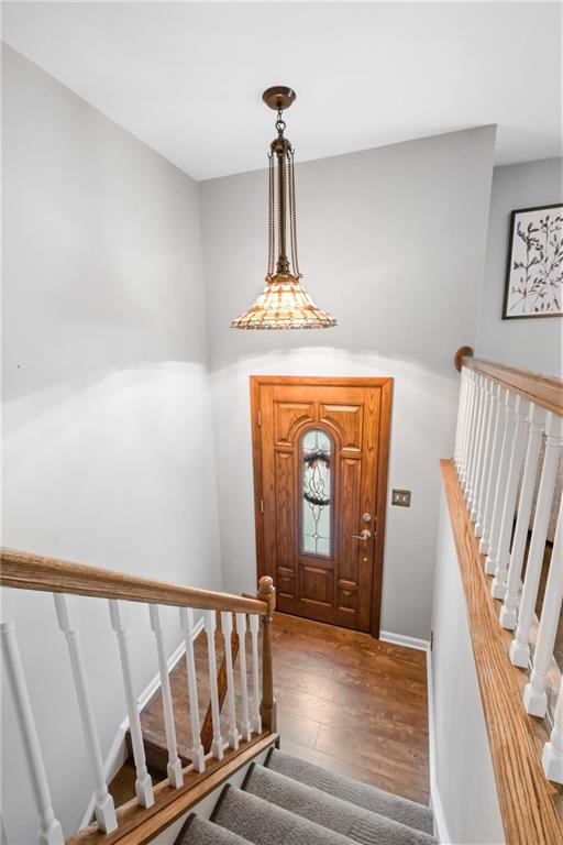 1086 Fiddleback Drive McKees Rocks, PA 15136 - Photo 4 of 44