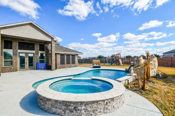 $799,000 | 5703 Eden Crest Court, Richmond, TX 77407