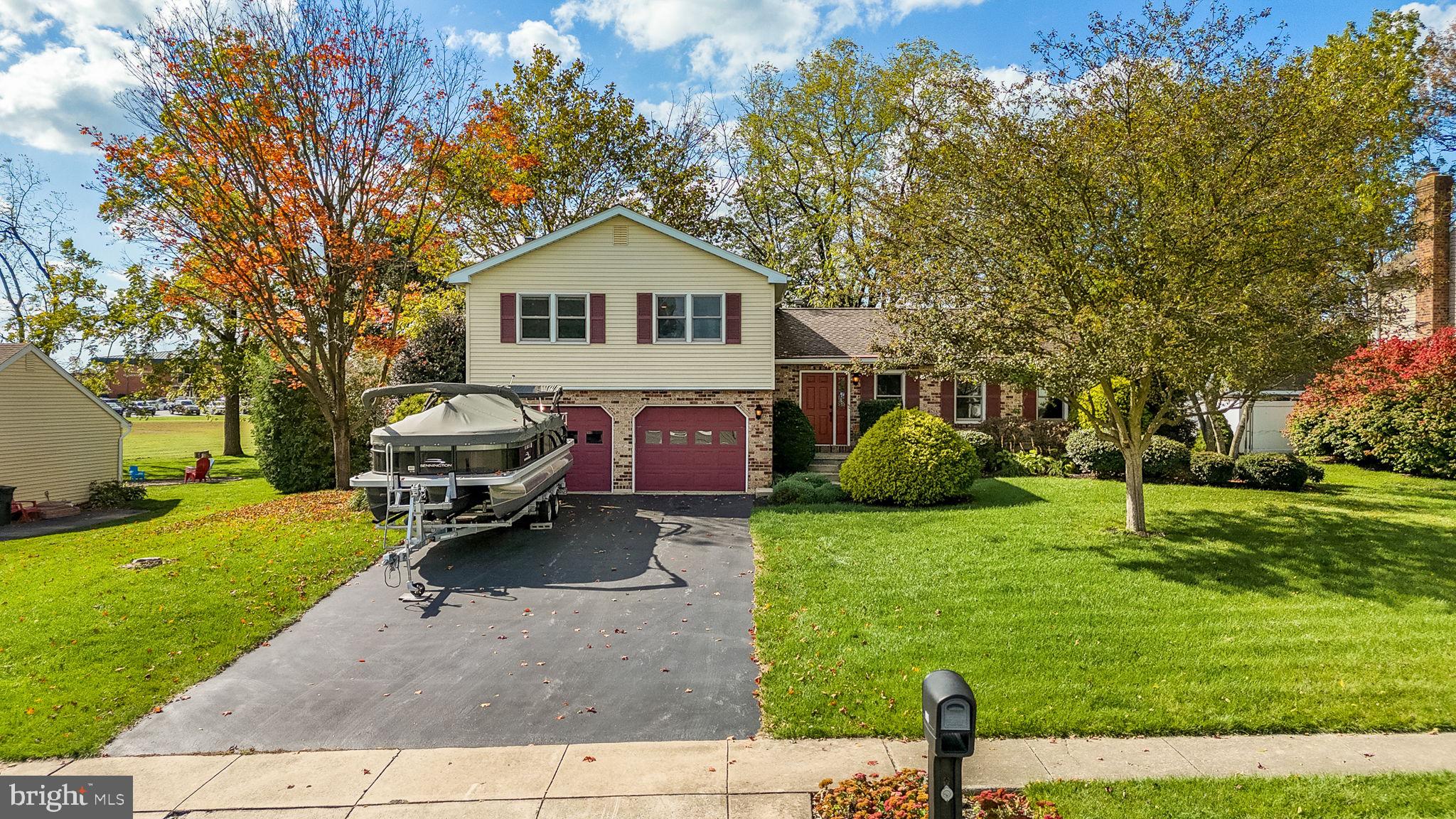 173 Sage Drive Reading, PA 19608 - Photo 2 of 34