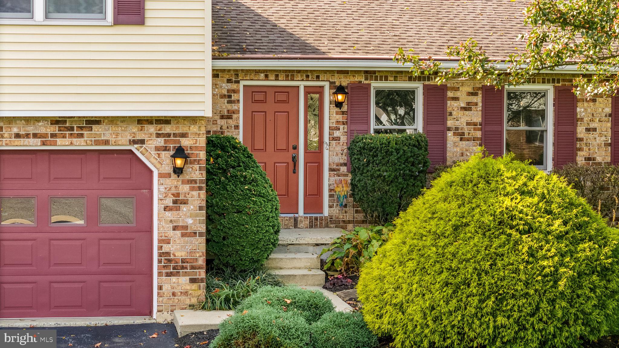 173 Sage Drive Reading, PA 19608 - Photo 3 of 34