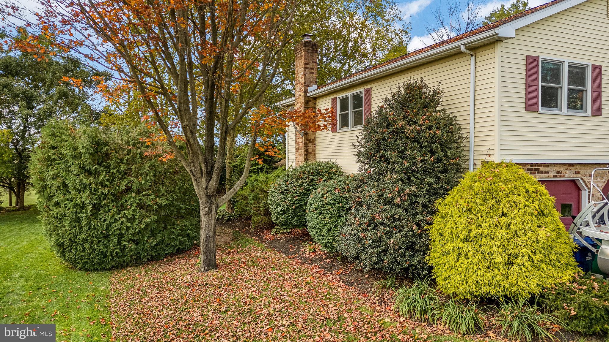 173 Sage Drive Reading, PA 19608 - Photo 4 of 34