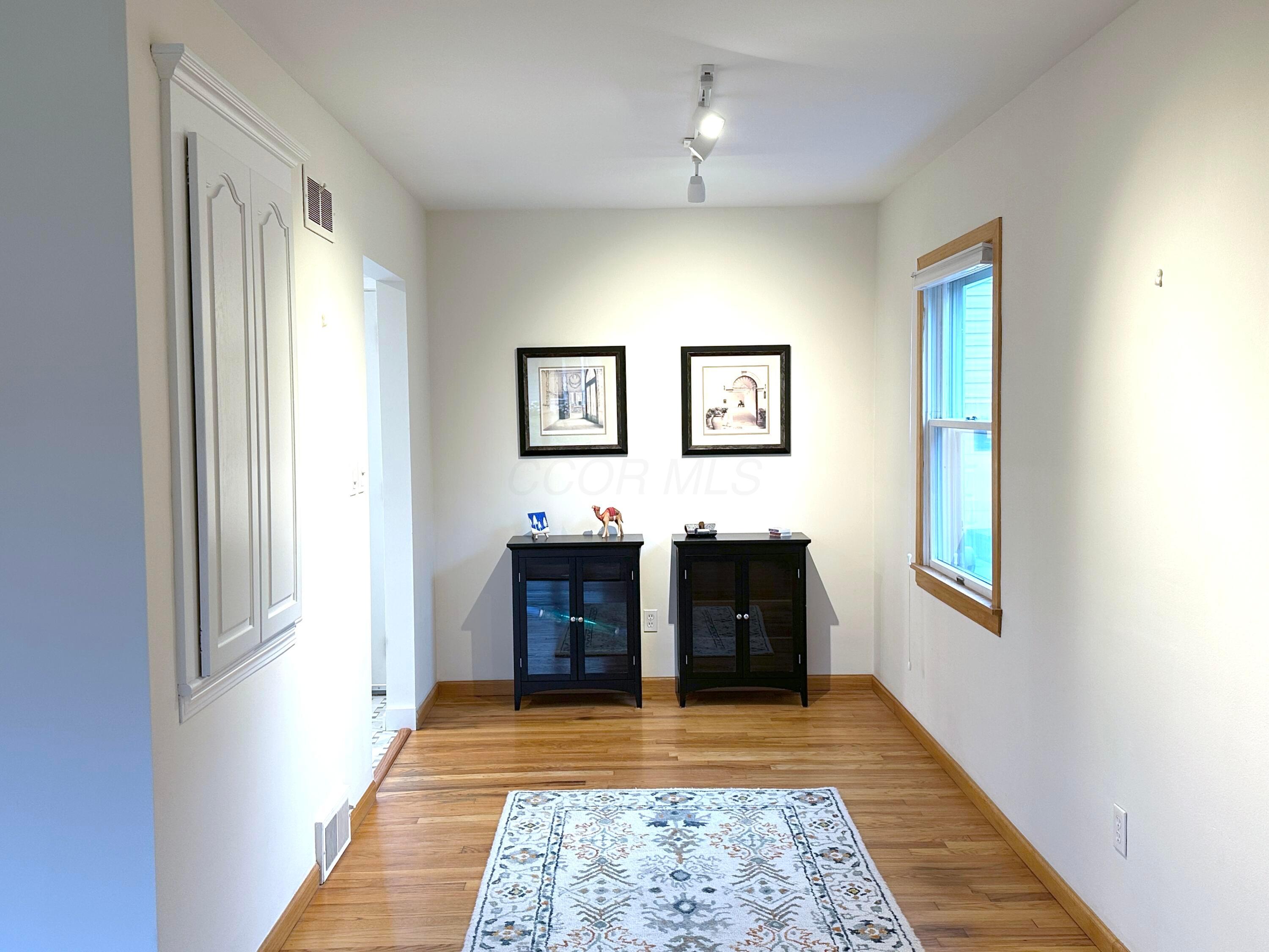 2443 Shrewsbury Road Upper Arlington, OH 43221 - Photo 4 of 15 IMG_0131