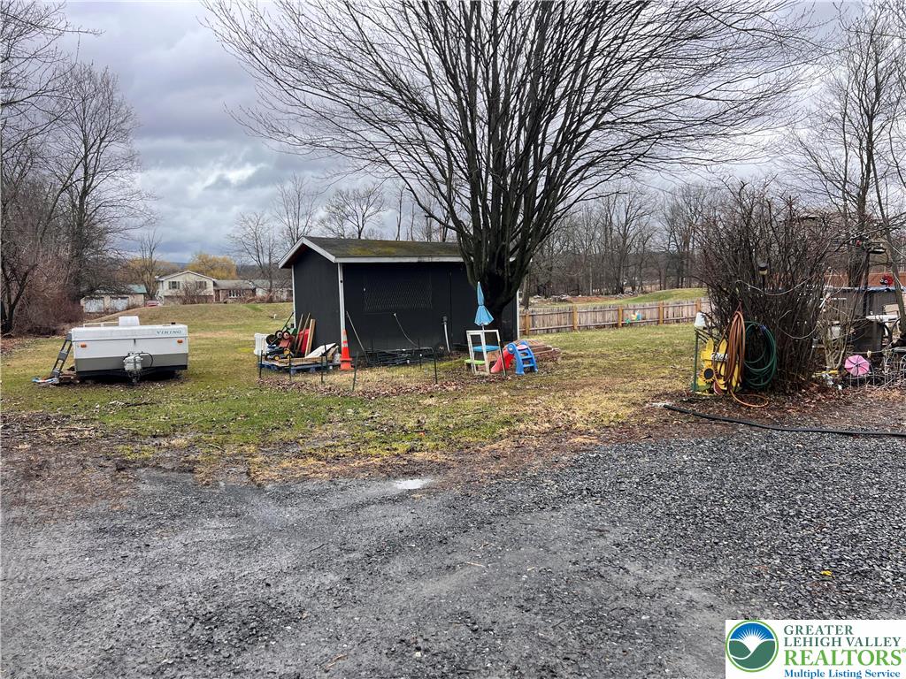 362 Mt Pleasant Road Bangor, PA 18013 - Photo 23 of 31