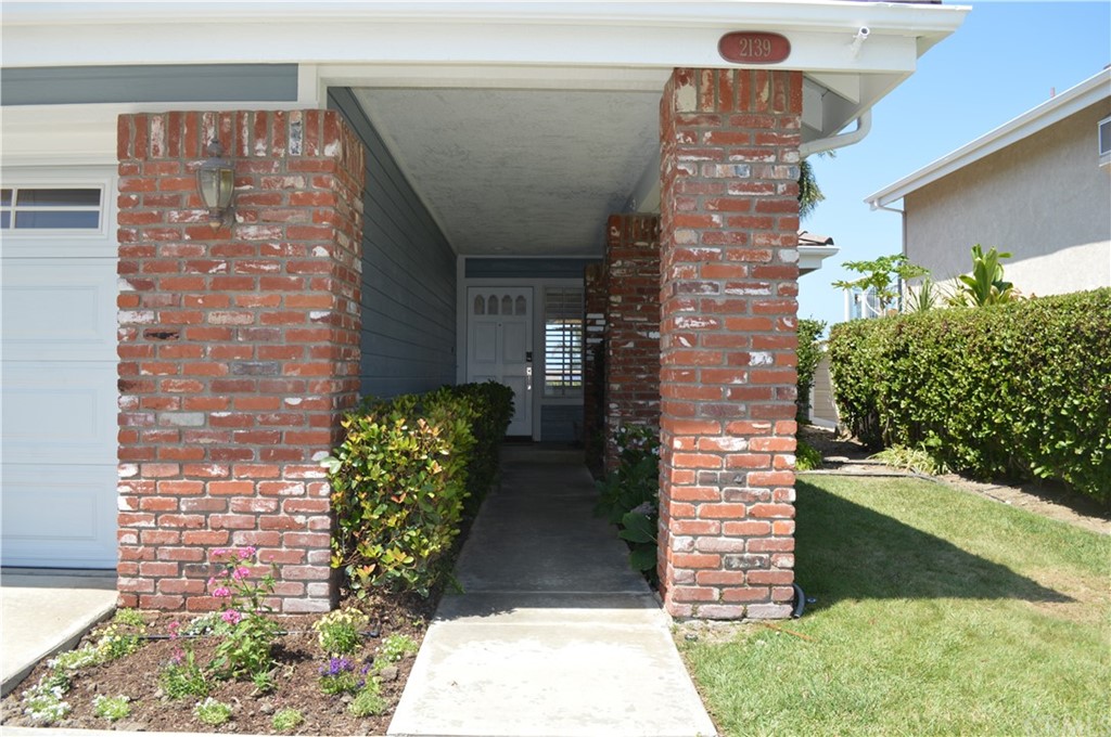 2139 Via Aguila San Clemente, CA 92673 - Photo 2 of 34 a front view of a house