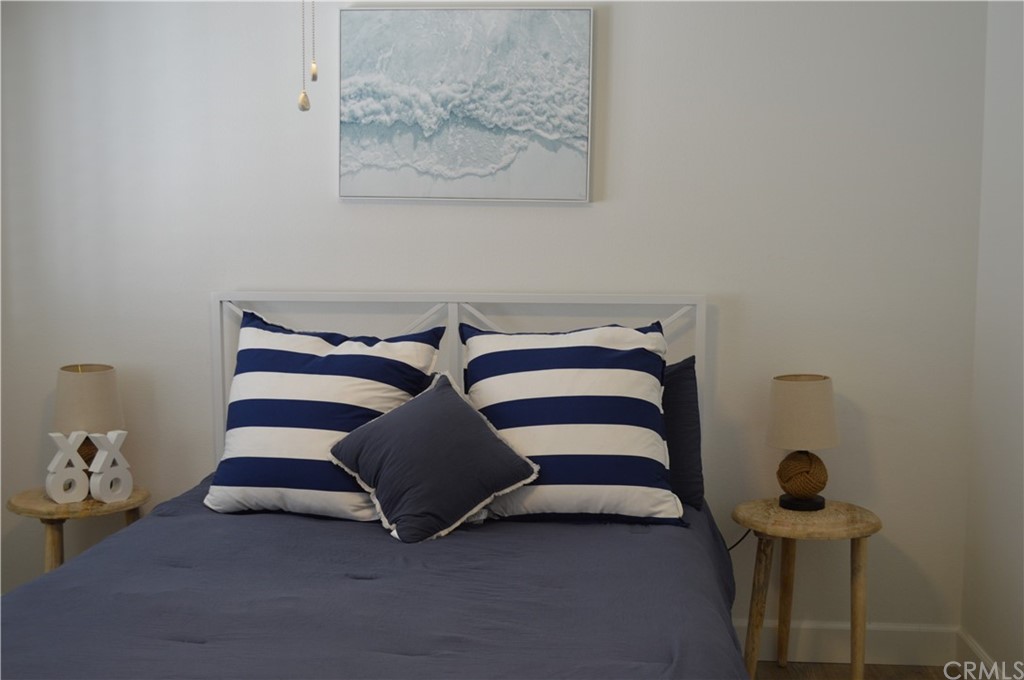 2139 Via Aguila San Clemente, CA 92673 - Photo 20 of 34 a view of bedroom with bed