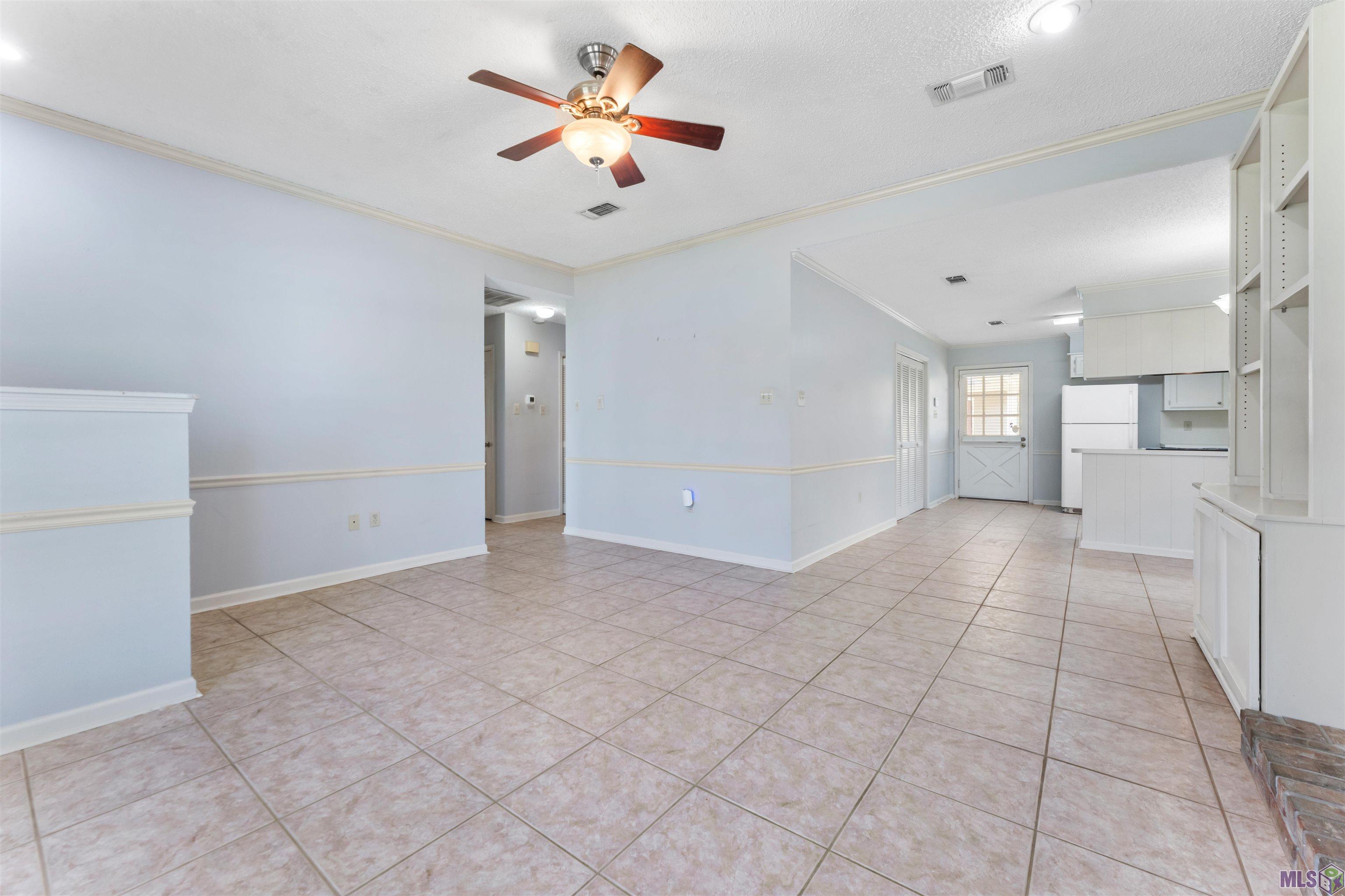 12474 Fairhope Way Baton Rouge, LA 70816 - Photo 5 of 20 Living Room