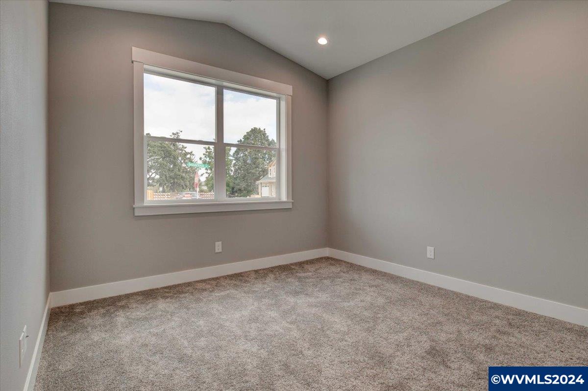 985 Sassafras Street Independence, OR 97351 - Photo 15 of 37 Gallery Image 15