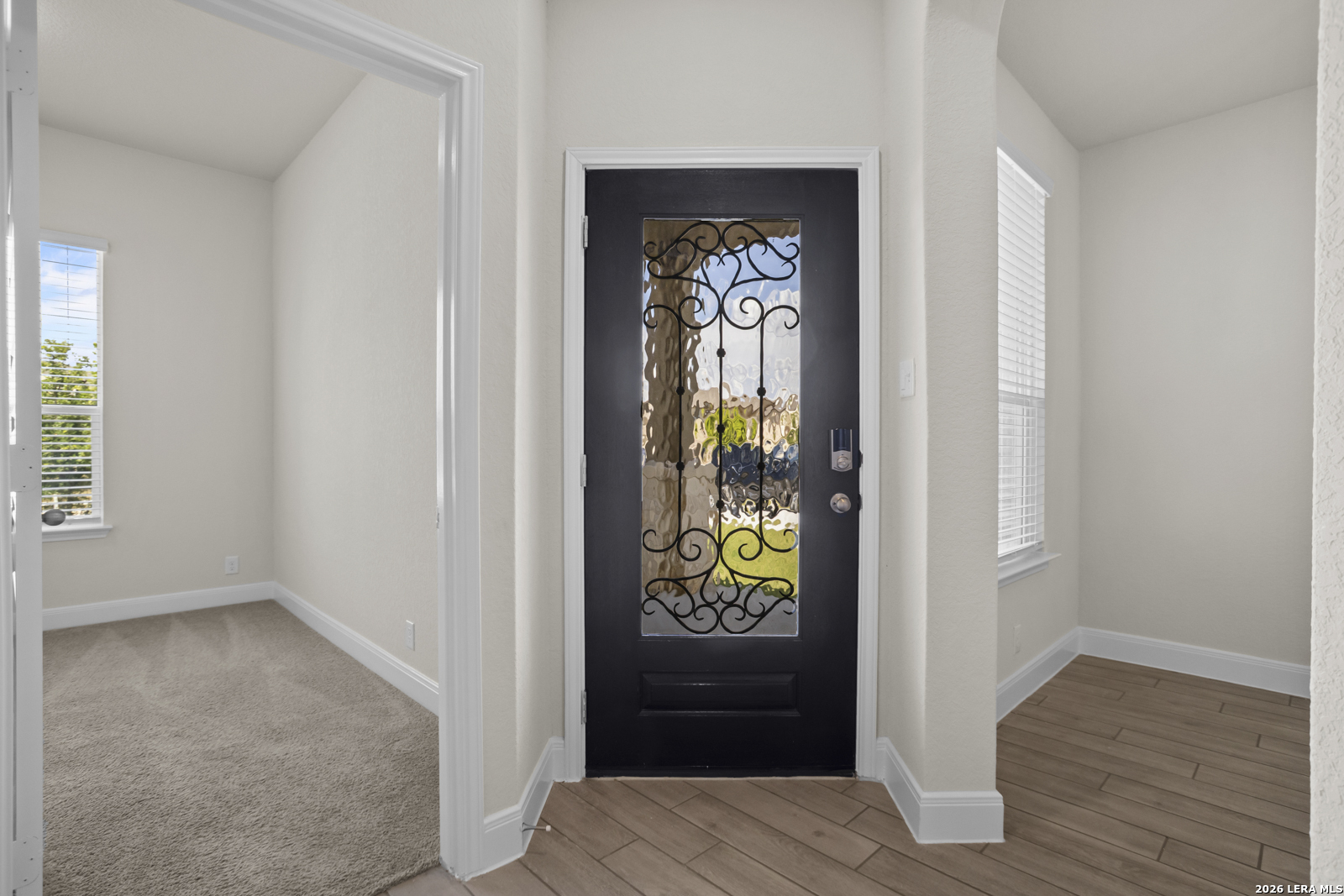 727 Rushing Banks Cibolo, TX 78108 - Photo 4 of 39